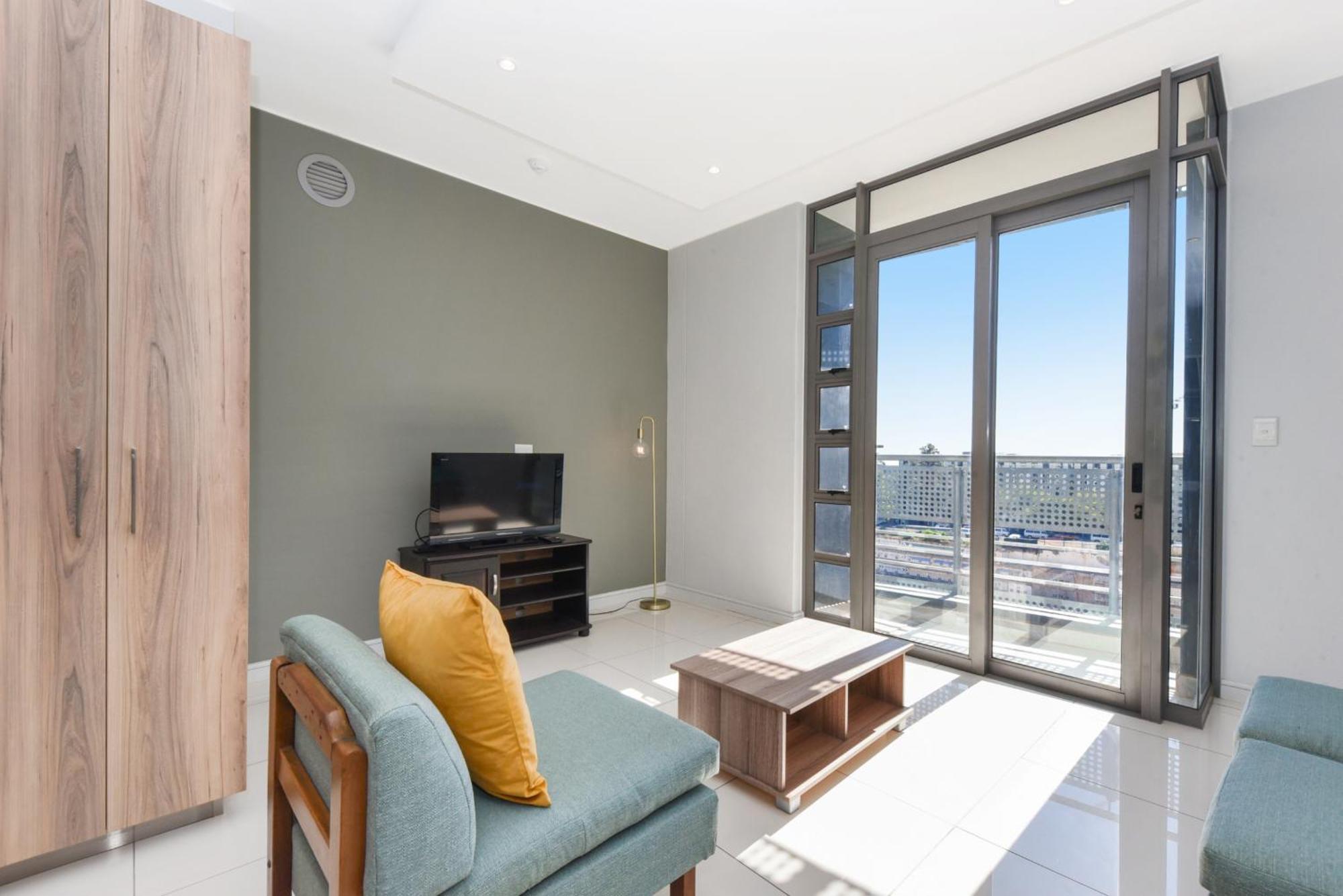 The Median Rosebank Luxury Apartment - Building With Generator Johannesburg Bagian luar foto